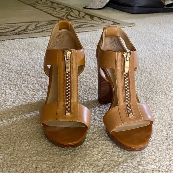 Franco Sarto Heels - Picture 3 of 6